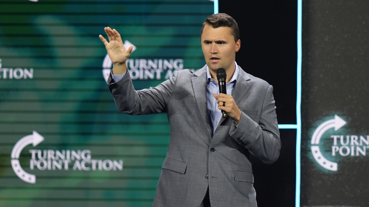 https://www.salarnews.in/public/uploads/images/newsimages/maannewsimage11092025_112628_Charlie Kirk (1).png